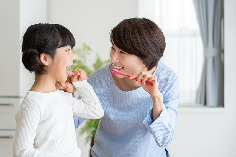 子どもの矯正と大人の矯正の違い